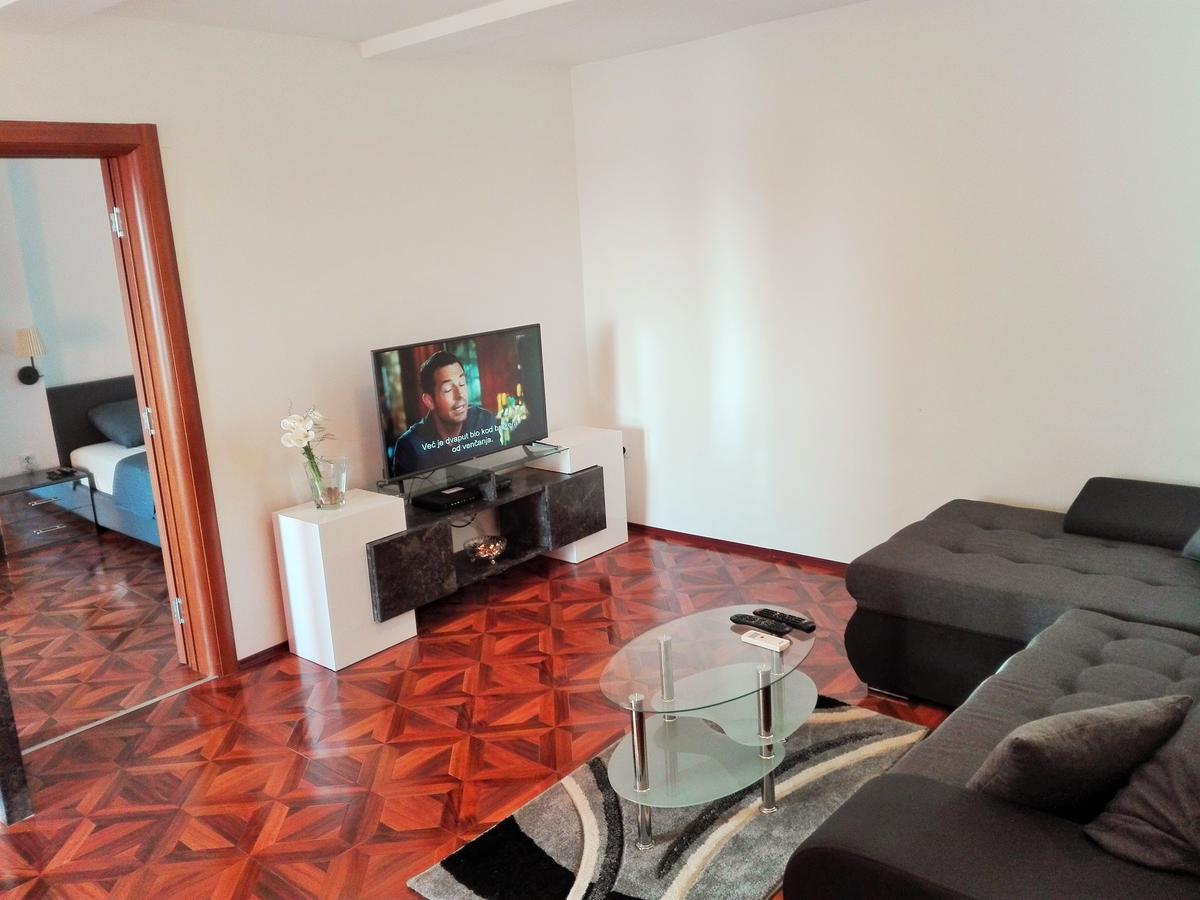 Milan&Jelena Apartement Beograd Ngoại thất bức ảnh