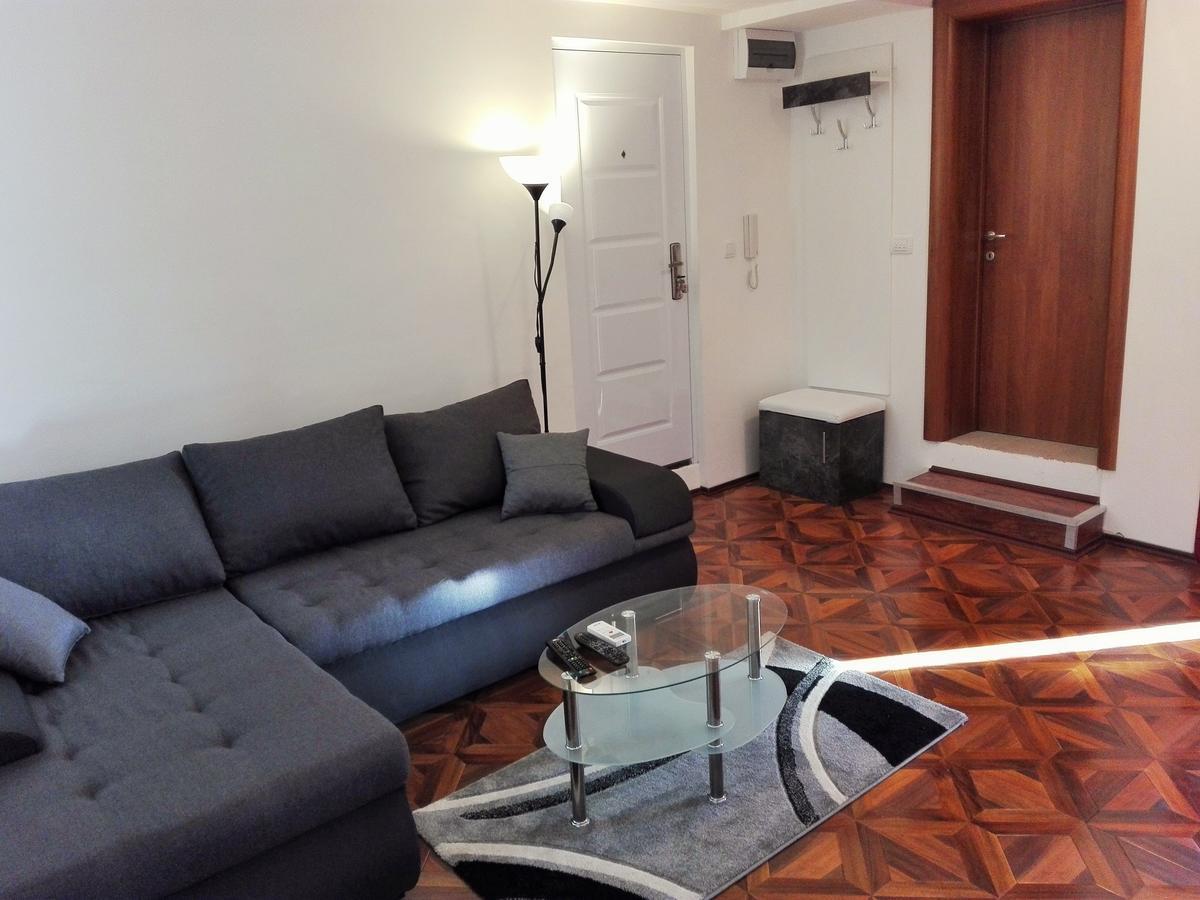 Milan&Jelena Apartement Beograd Ngoại thất bức ảnh